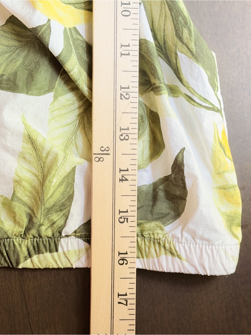 H&M Lemon Print Off Shoulder Crop Top XS White Green Cottagecore Summer EUC - Picture 6 of 6